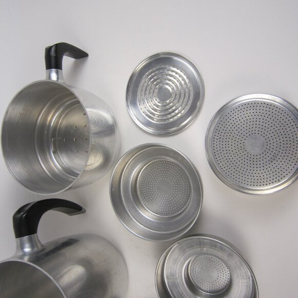 Wear-Ever Coffee Pot/Percolator # 990 Aluminum- 7 Pieces Vintage -Made in Canada - Picture 11 of 12